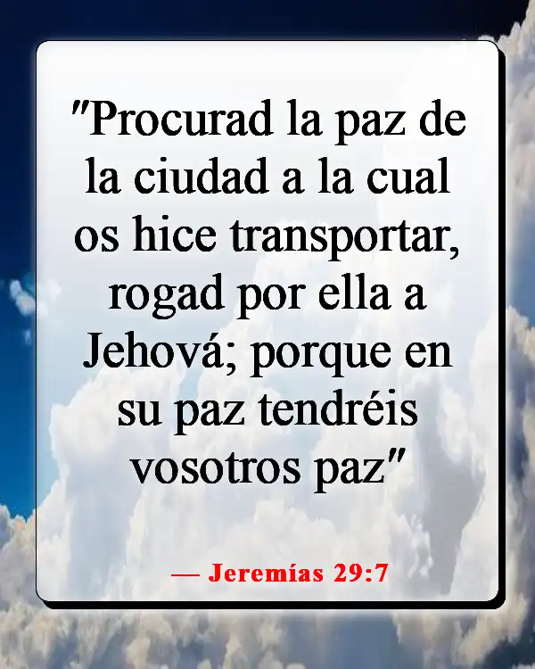 Versículo de la Biblia sobre orar por los seres queridos (Jeremías 29:7)