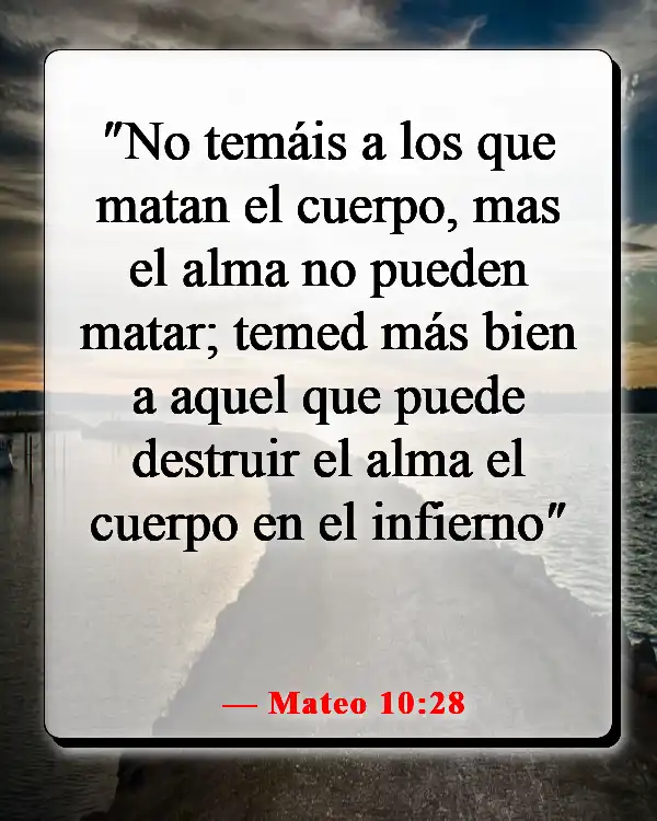 Versículos de la Biblia sobre el cielo y el infierno (Mateo 10:28)