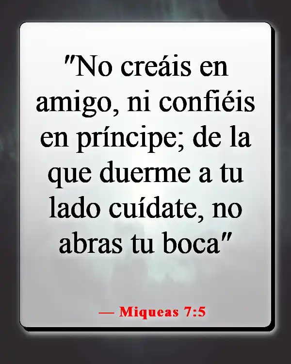 Versículo de la Biblia sobre hacer lo correcto cuando nadie está mirando (Miqueas 7:5)